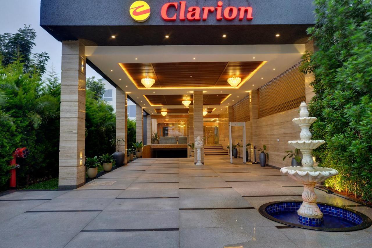 Clarion Hotel Bangalore Yesvantpur Exterior foto