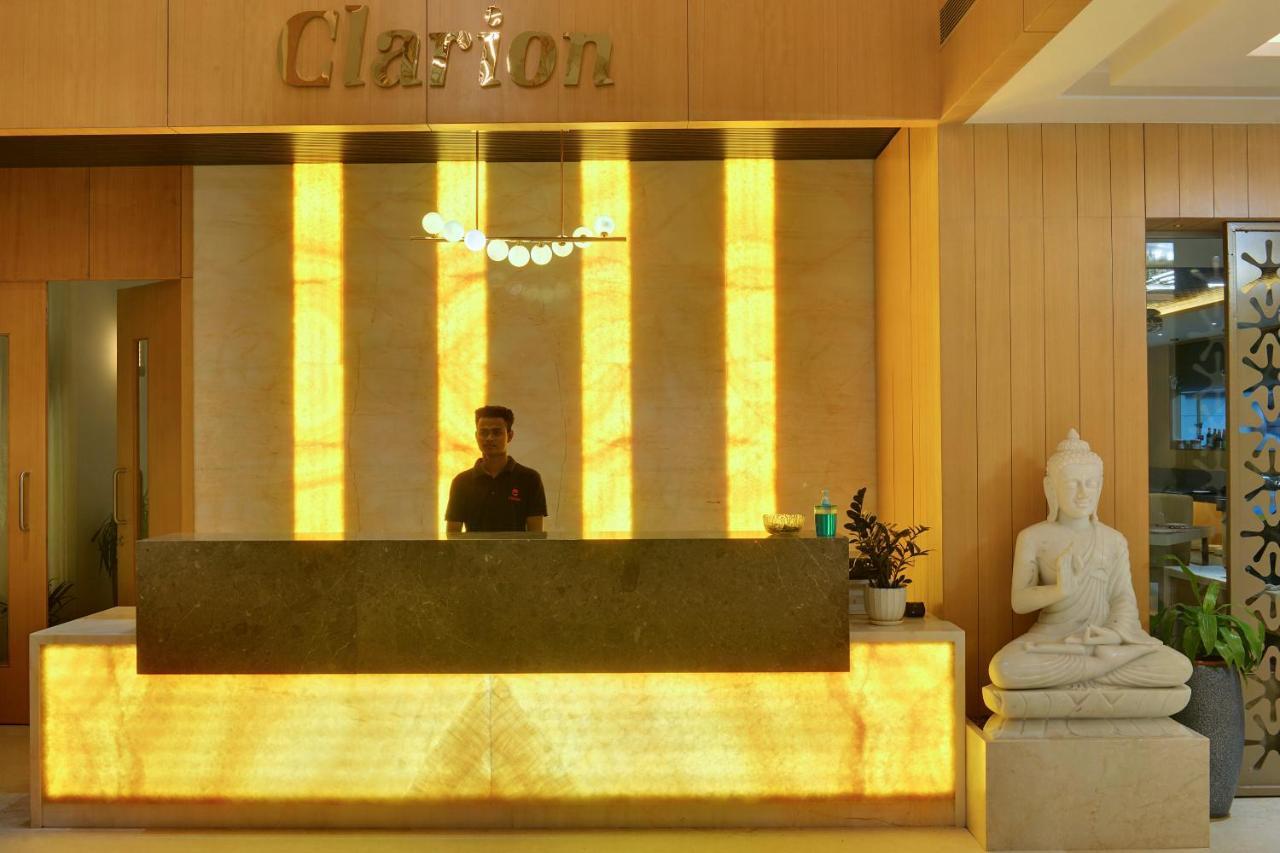 Clarion Hotel Bangalore Yesvantpur Exterior foto