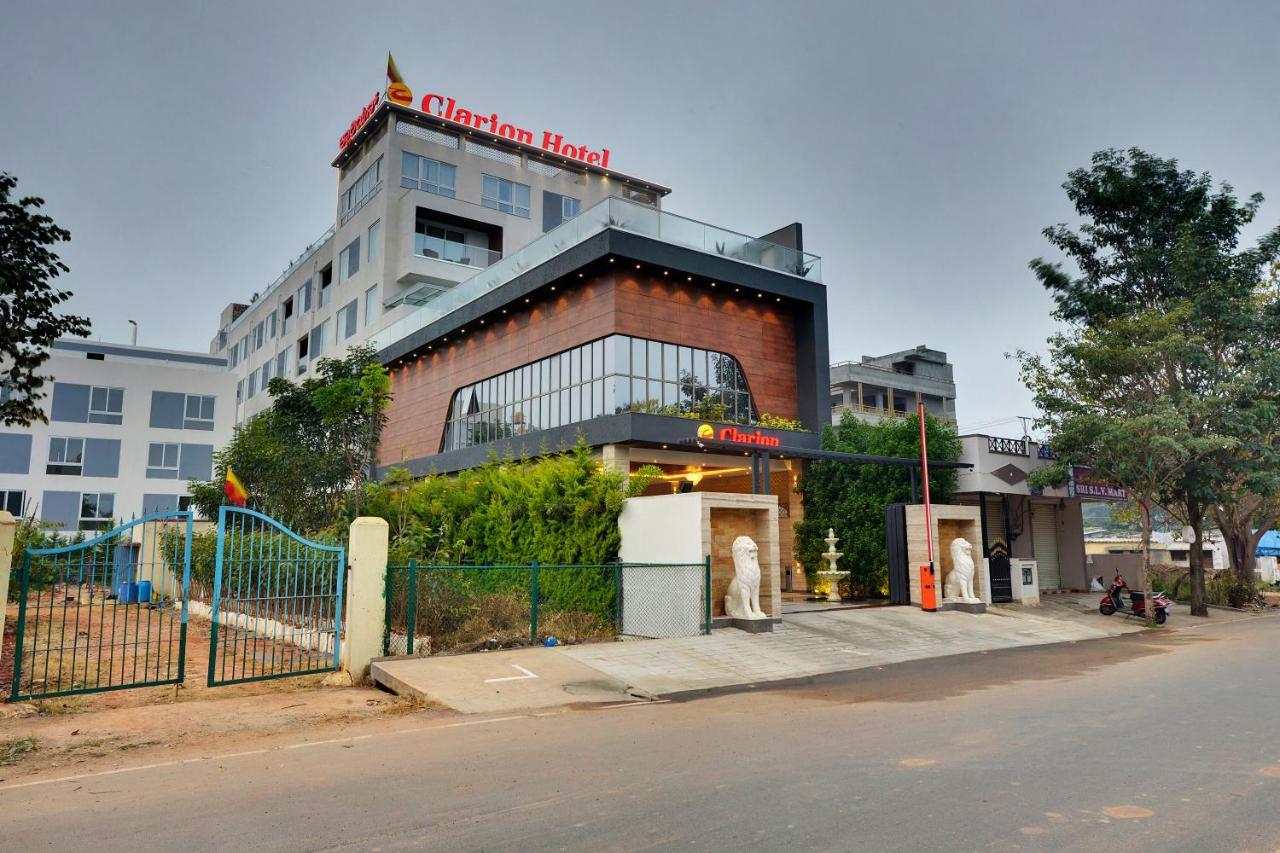 Clarion Hotel Bangalore Yesvantpur Exterior foto